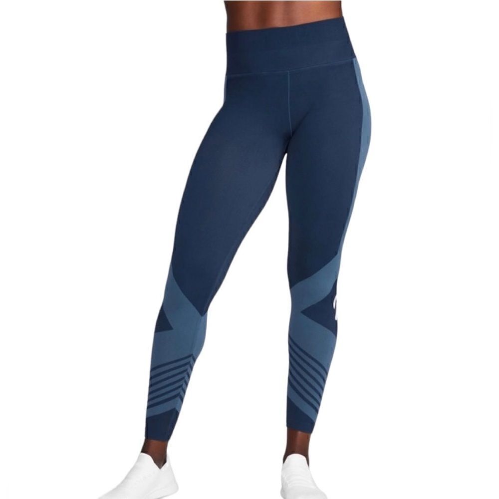 Excellent Like New Condition Women’s Peloton Seamless Logo Leggings Size Small — image 8 of 8
